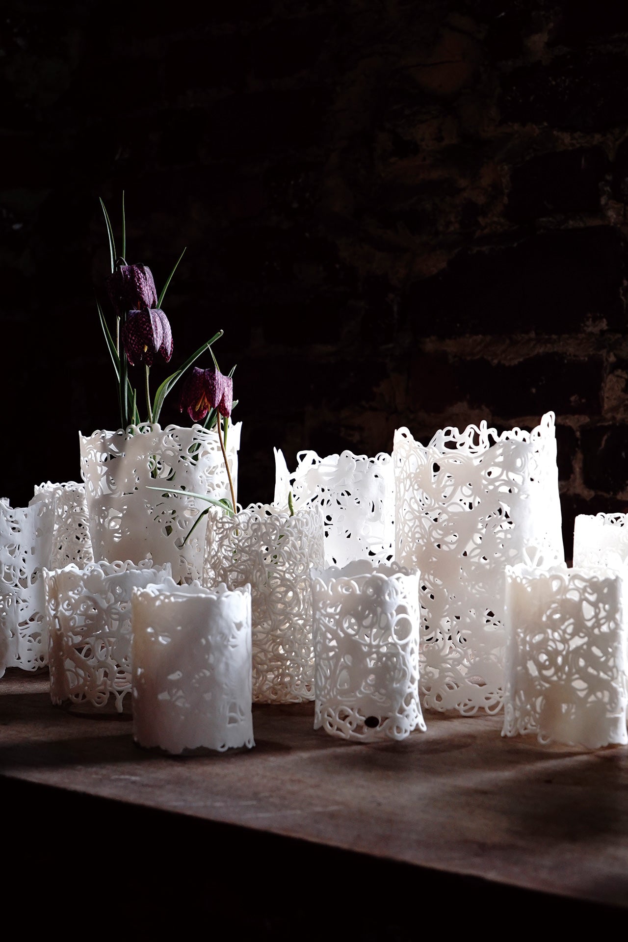 野田晴子 ー花と陶磁ー – zizi STORE